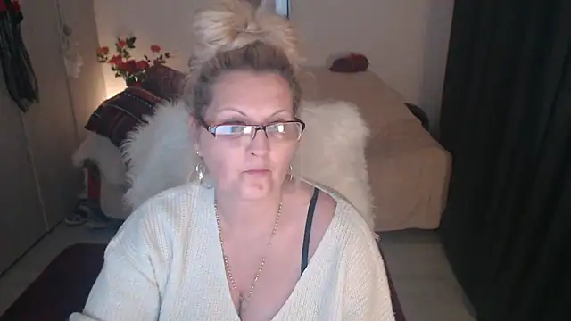 Divineblond online show from 02/03/26, 05:07