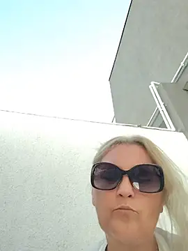 Divineblond online show from 07/10/26, 06:10