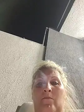 Divineblond online show from 07/21/26, 07:05