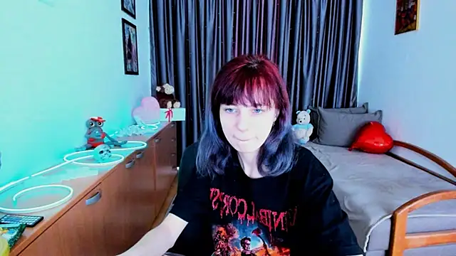 Snapshot of MiniLysii chatting on 06/06/26, 05:34 MiniLysii online show from 06/06/26, 05:34