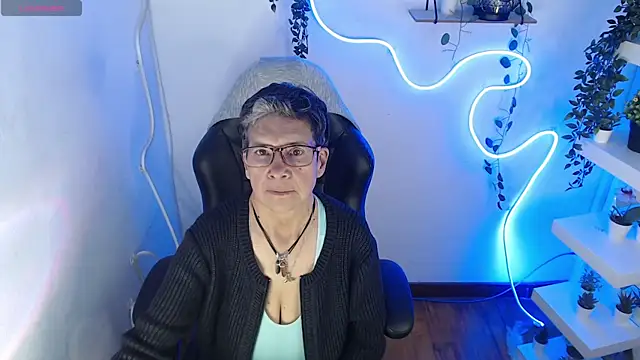 selena ferreira online show from 07/24/26, 08:18