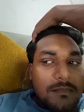 Gujju here online show from 05/14/26, 01:40