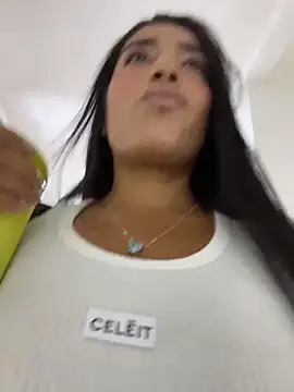 SaryJonex online show from 05/05/26, 02:14