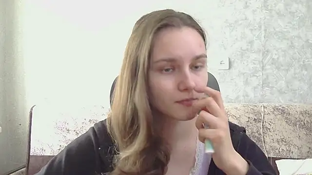 DolcezzaCream online show from 06/03/26, 11:57