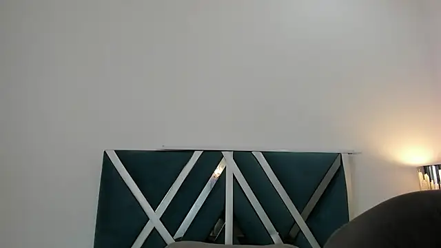 Nicoll 89 online show from 06/14/26, 12:07