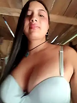 Snapshot of Soffia-zapata chatting on 05/15/26, 04:14 Soffia-zapata online show from 05/15/26, 04:14