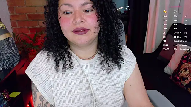 Snapshot of MissBronte chatting on 05/01/26, 11:53 MissBronte online show from 05/01/26, 11:53
