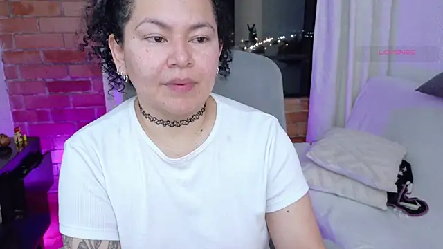 Snapshot of MissBronte chatting on 06/03/26, 02:47 MissBronte online show from 06/03/26, 02:47