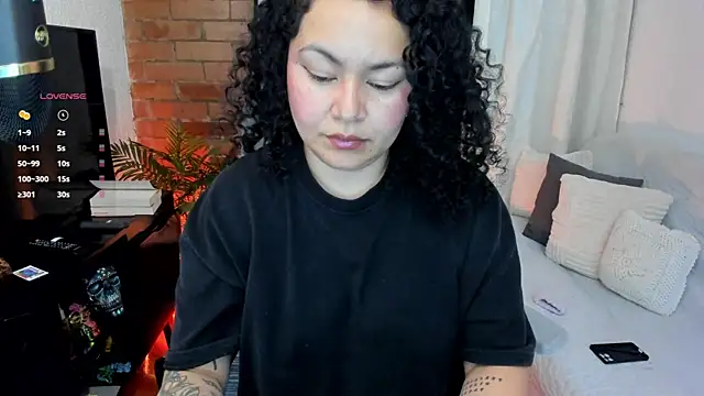 MissBronte online show from 07/28/26, 12:07