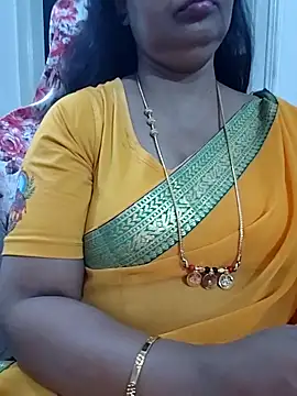 Snapshot of Nayana_456 chatting on 06/01/26, 09:55 Nayana 456 online show from 06/01/26, 09:55