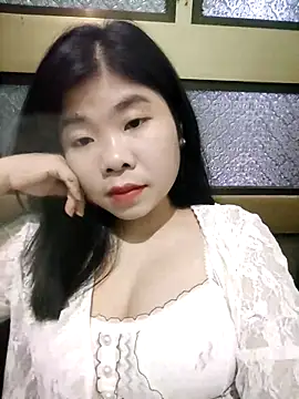 Snapshot of Ayti01 chatting on 05/05/26, 05:37 Ayti01 online show from 05/05/26, 05:37