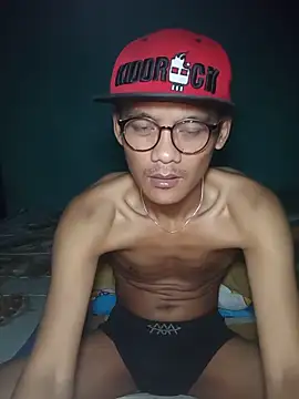 Snapshot of ZONK_BOY69 chatting on 06/10/26, 04:39 ZONK BOY69 online show from 06/10/26, 04:39