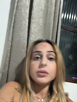 Snapshot of micasex chatting on 05/26/26, 03:13 micasex online show from 05/26/26, 03:13