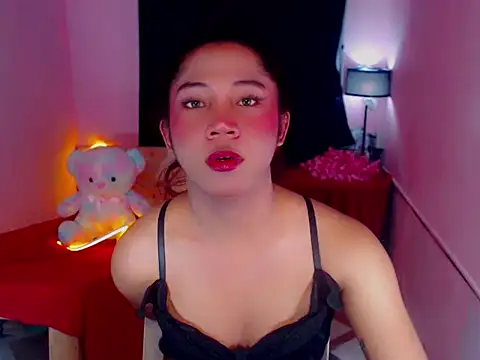 Snapshot of URsexyLylia chatting on 06/11/26, 04:49 URsexyLylia online show from 06/11/26, 04:49