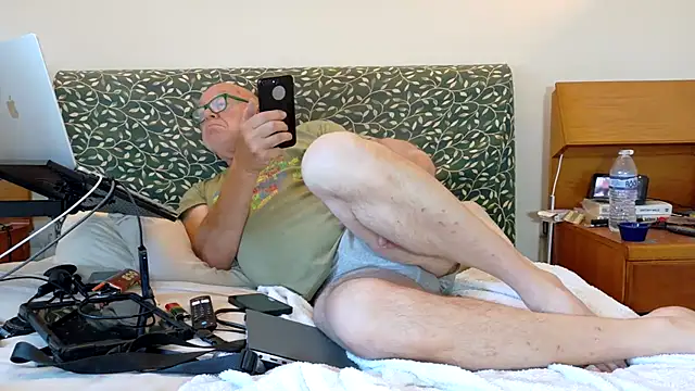 KinkCentral online show from 06/04/26, 07:42