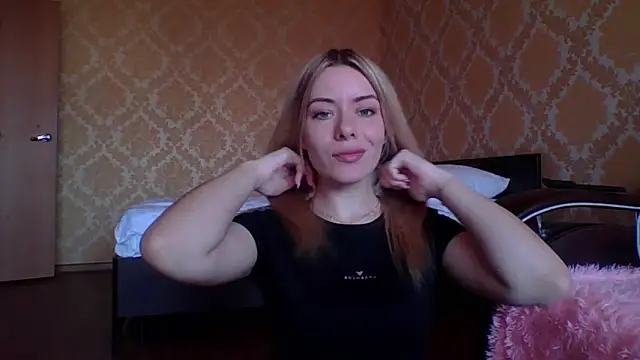 Softy Aura  online show from 05/11/26, 07:14