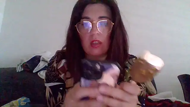 miss16 online show from 04/28/26, 12:54