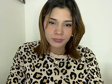 Snapshot of Im__molly6 chatting on 06/12/26, 11:25 Im molly6 online show from 06/12/26, 11:25