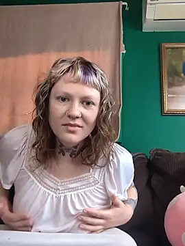RosieSwitchBitch online show from 05/12/26, 12:02