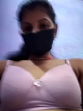 Snapshot of RUHI_1143 chatting on 06/02/26, 05:42 RUHI 1143 online show from 06/02/26, 05:42
