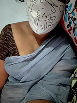 Snapshot of Tamil_Hot_HoneyBee chatting on 06/03/26, 05:32 Tamil Hot HoneyBee online show from 06/03/26, 05:32