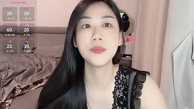 F-Yuwei online show from 06/05/26, 08:09