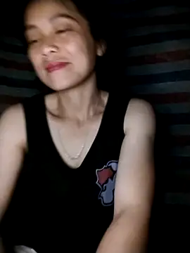 Snapshot of Onie116 chatting on 05/04/26, 01:51 Onie116 online show from 05/04/26, 01:51