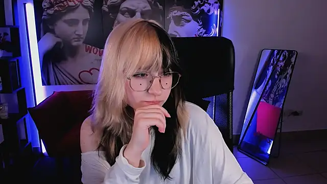 NyxCalderra online show from 07/08/26, 10:42