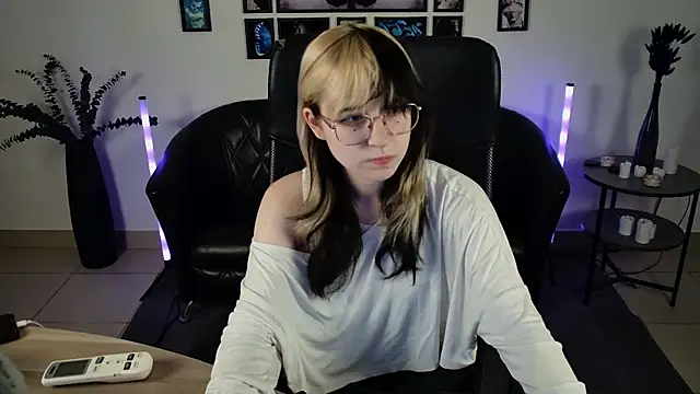 NyxCalderra online show from 07/14/26, 01:28