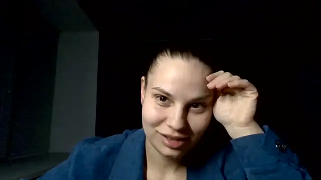 Snapshot of _Linsyy_ee_ chatting on 04/27/26, 06:28 Linsyy ee online show from 04/27/26, 06:28