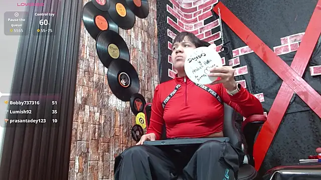 Dominatriz Arlette online show from 06/26/26, 06:23
