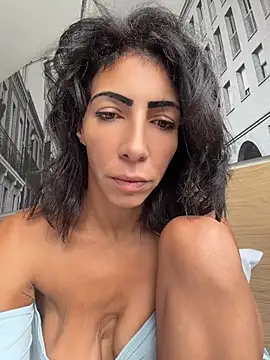 Yasmiinee online show from 07/16/26, 06:19
