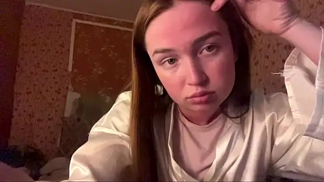 Chloooee online show from 05/26/26, 04:58