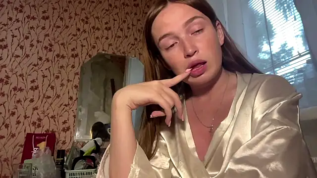 Chloooee online show from 07/27/26, 01:51