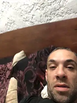 justef09 online show from 05/18/26, 06:58