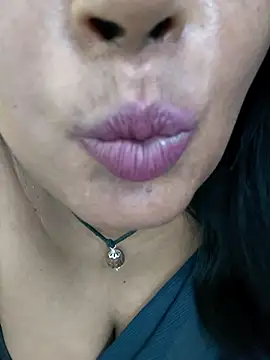 Sunitha-tamilponu online show from 07/14/26, 02:05