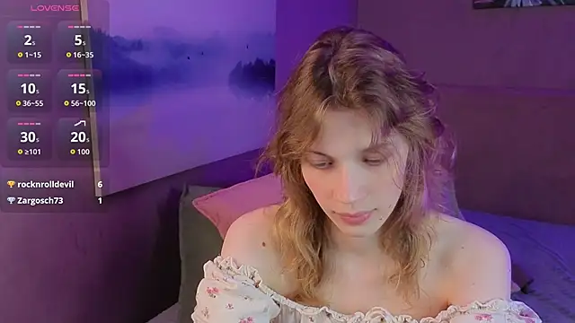 Emily Cartex online show from 06/17/26, 05:32