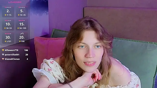 Emily Cartex online show from 06/18/26, 09:14