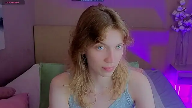 Emily Cartex online show from 07/27/26, 05:47