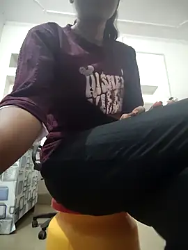 ESHA-LOVE online show from 05/02/26, 12:26