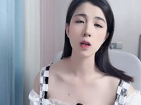 amy-6668 online show from 05/02/26, 03:55