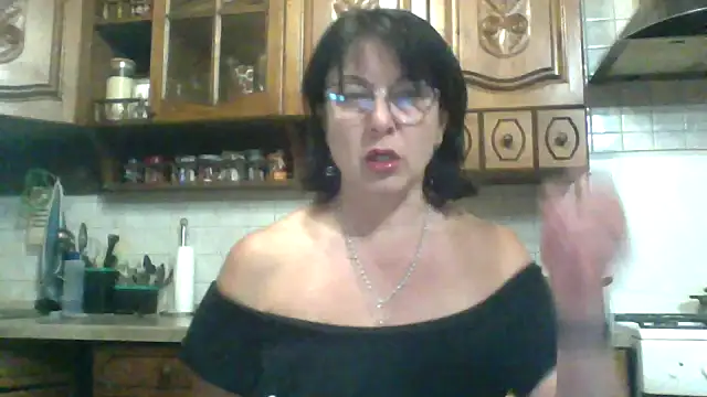 Snapshot of Fiona06 chatting on 05/20/26, 07:20 Fiona06 online show from 05/20/26, 07:20