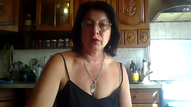 Snapshot of Fiona06 chatting on 05/29/26, 06:11 Fiona06 online show from 05/29/26, 06:11