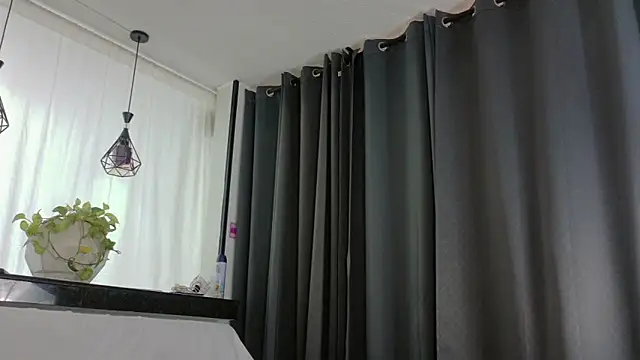 Snapshot of sexx_goddess chatting on 06/18/26, 12:42 sexx goddess online show from 06/18/26, 12:42