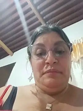 Carolina crus  online show from 05/23/26, 02:39