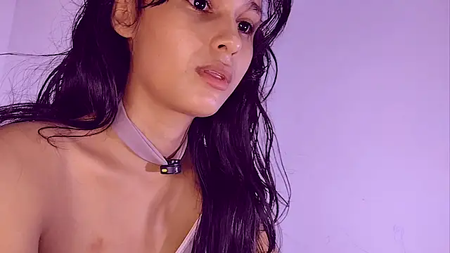 Baby Elisee online show from 07/11/26, 12:35