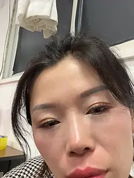 milkwine online show from 05/23/26, 06:12