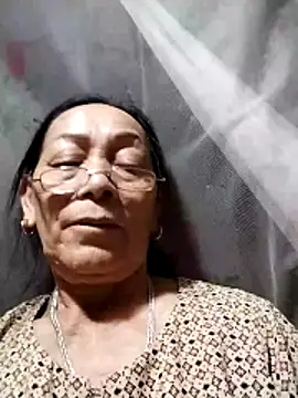 Snapshot of mouth22 chatting on 05/01/26, 12:54 mouth22 online show from 05/01/26, 12:54