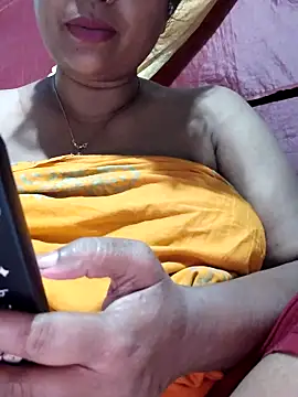 Snapshot of Gulapi_N chatting on 05/15/26, 10:50 Gulapi N online show from 05/15/26, 10:50