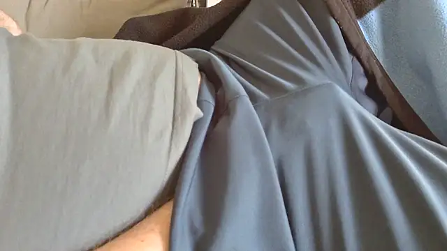 horny-bear89 online show from 05/02/26, 07:24